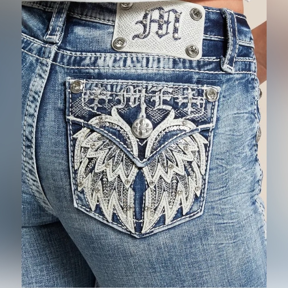Miss Me 2026 Style Size 23/32 Worn Once Bootcut